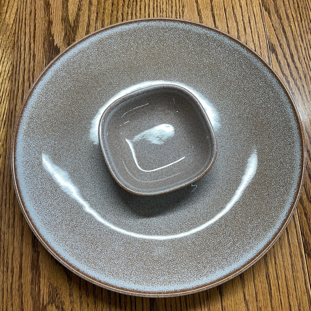 Homer Laughlin plate and dip bowl
